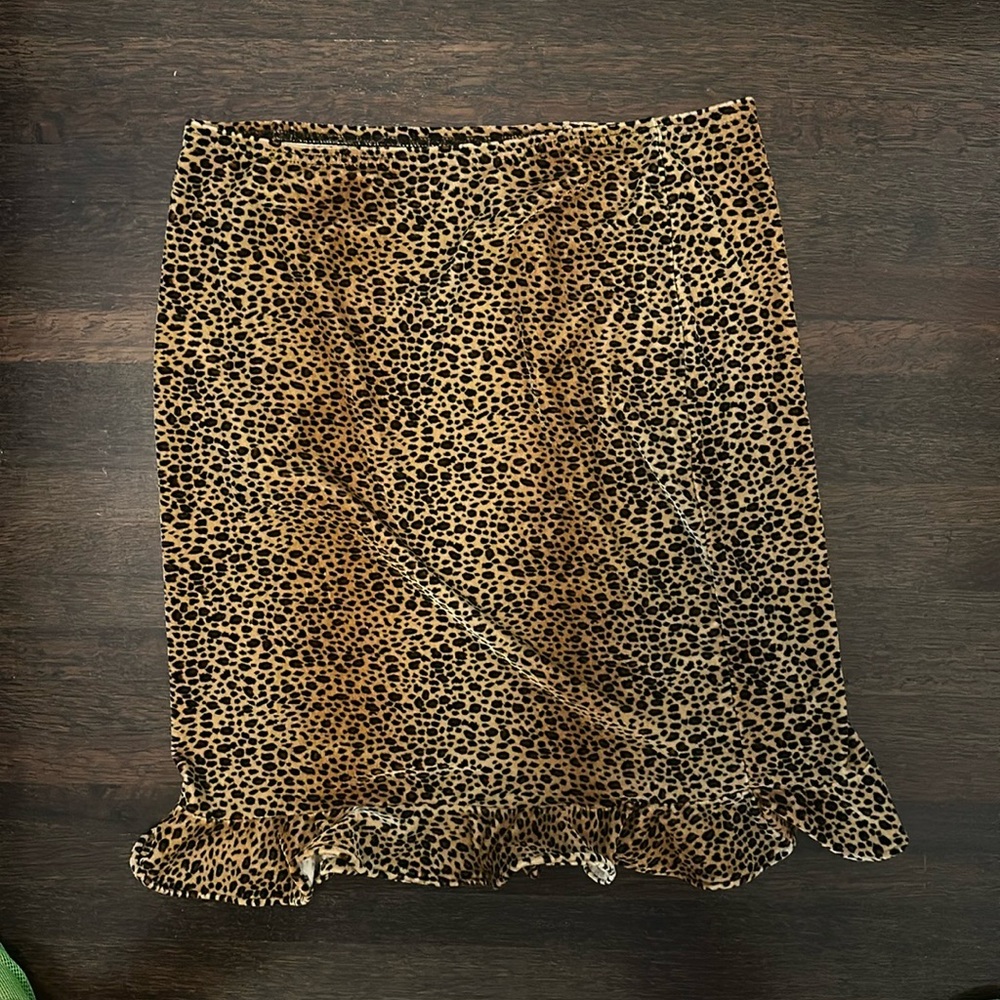 Vintage 90s Y2K leopard velour ruffle skirt